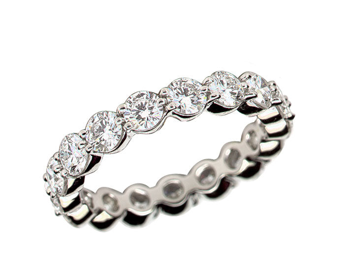 Classic 3-Prong Eternity Band